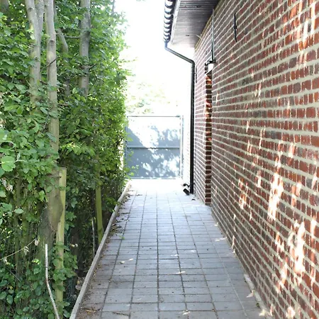 Panzió Aux P'tits Bonheurs La Grange 4*