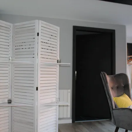 فندق مبيت وإفطار Aux P'tits Bonheurs La Grange 4*